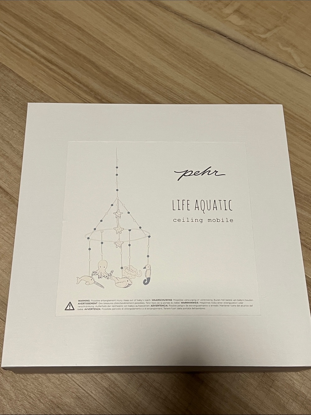 pehr Life Aquatic Ceiling Mobile - White